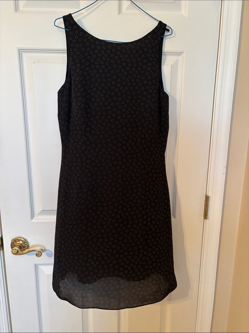Ann Taylor Black Sleeveless Dress with Small Ring Print